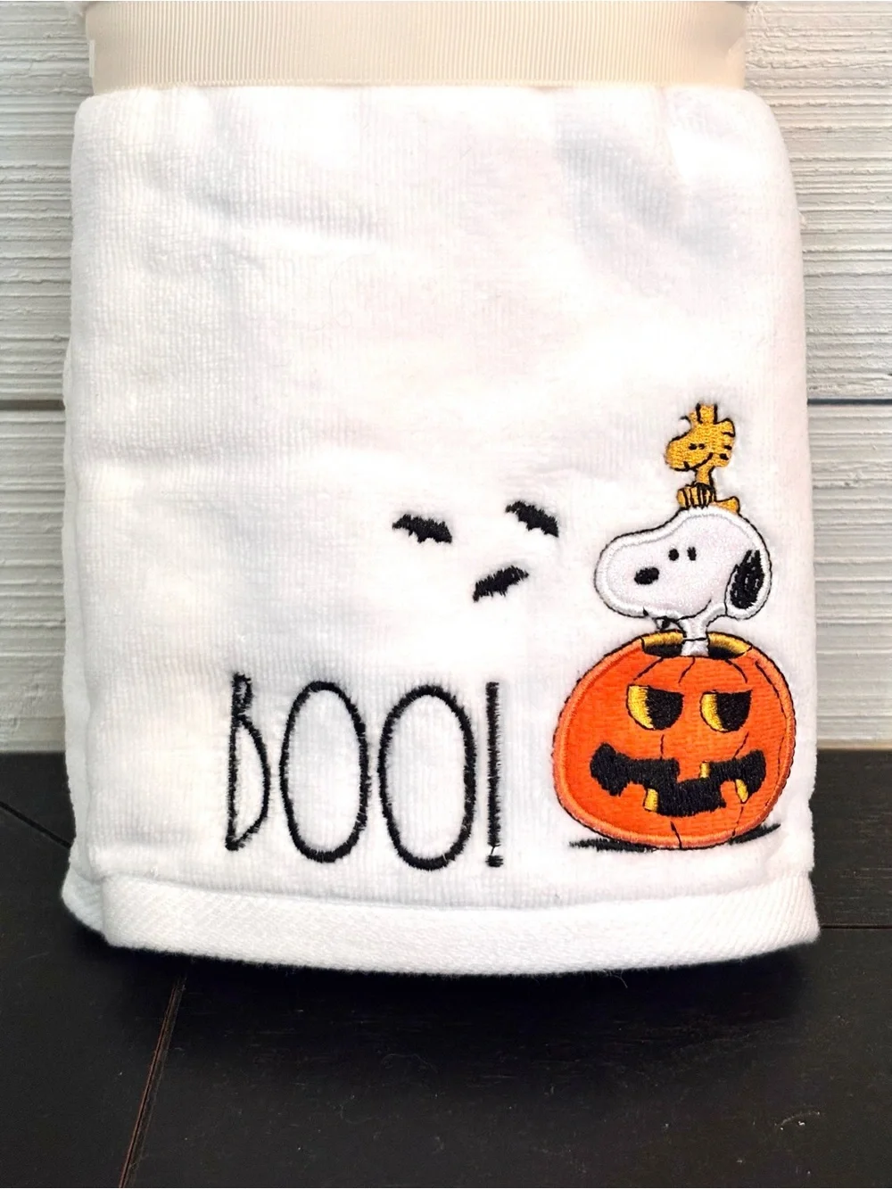 Peanuts x Rae Dunn Set Of 2 Hand Towels BOO! Snoopy Woodstock Halloween NEW